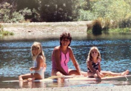 Glen Ross late wife with their daughters Amy and April Ross.